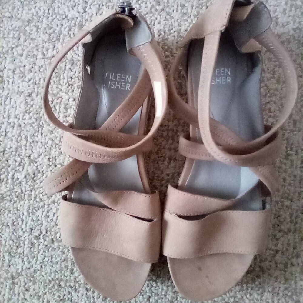 Eileen Fisher Star Strappy Performance Sandal Size 6
